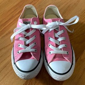 Converse Chuck Taylor girls sz 13.5